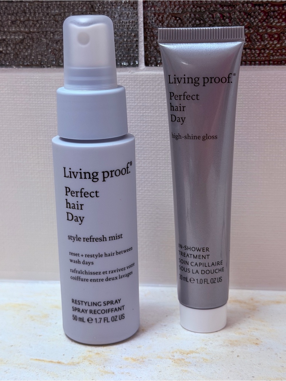 Living proof 2 Piece Hair Bundle - New/Unused